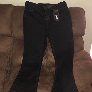 Morgan & Walker Jeans. New.  Sz. 20